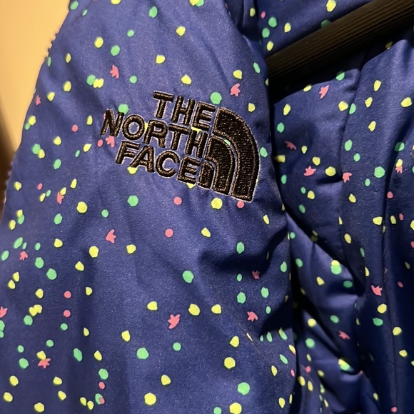 The North Face jacket with hood Girls size M (10/12) - Picture 6 of 14